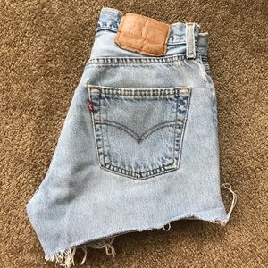LEVI SHORTS